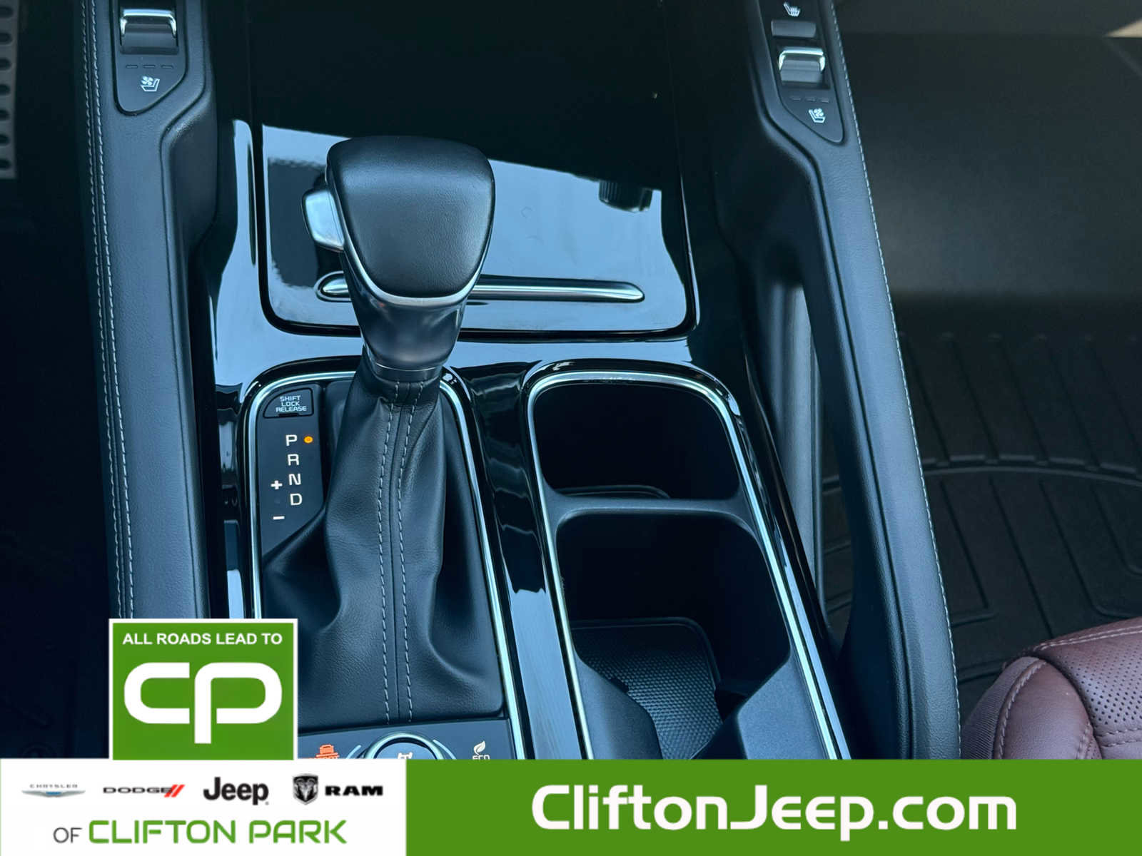 Used 2023 Kia Telluride SX Prestige image 24