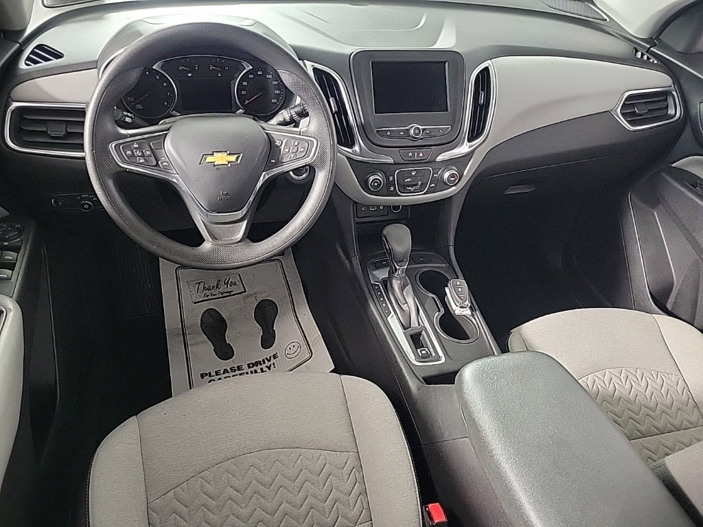 Used 2022 Chevrolet Equinox LT image 2