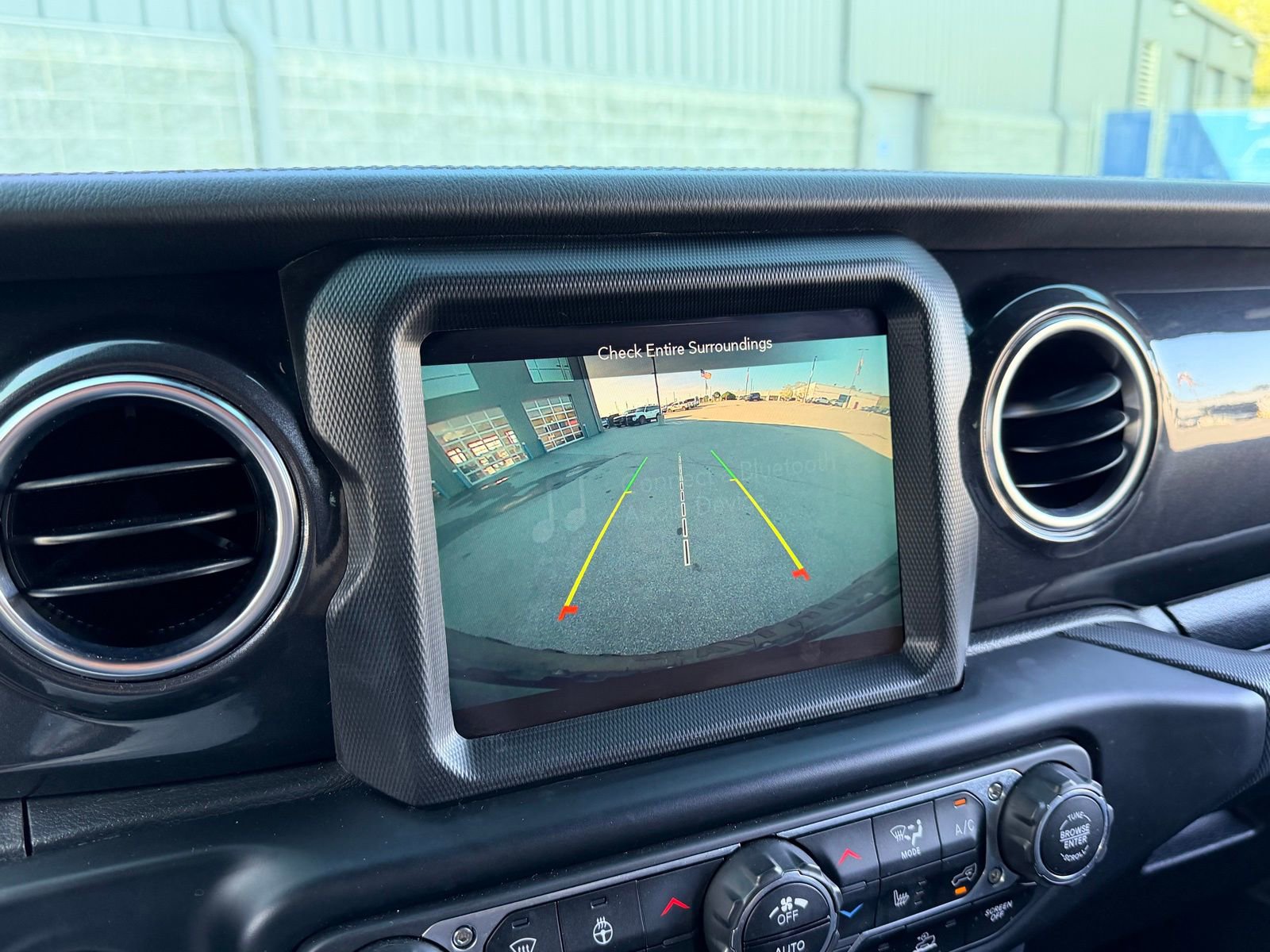 Used 2021 Jeep Wrangler Unlimited Rubicon w/ Trailer Tow Package image 41