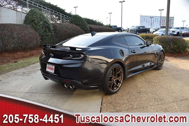 Used 2018 Chevrolet Camaro SS image 10