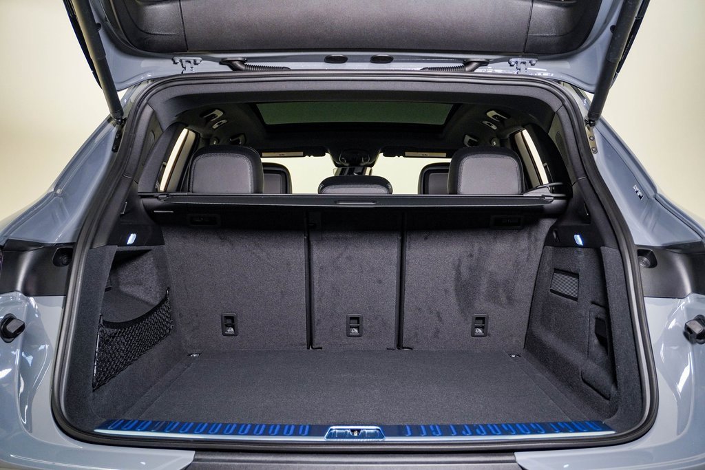 New 2026 Porsche Cayenne image 28