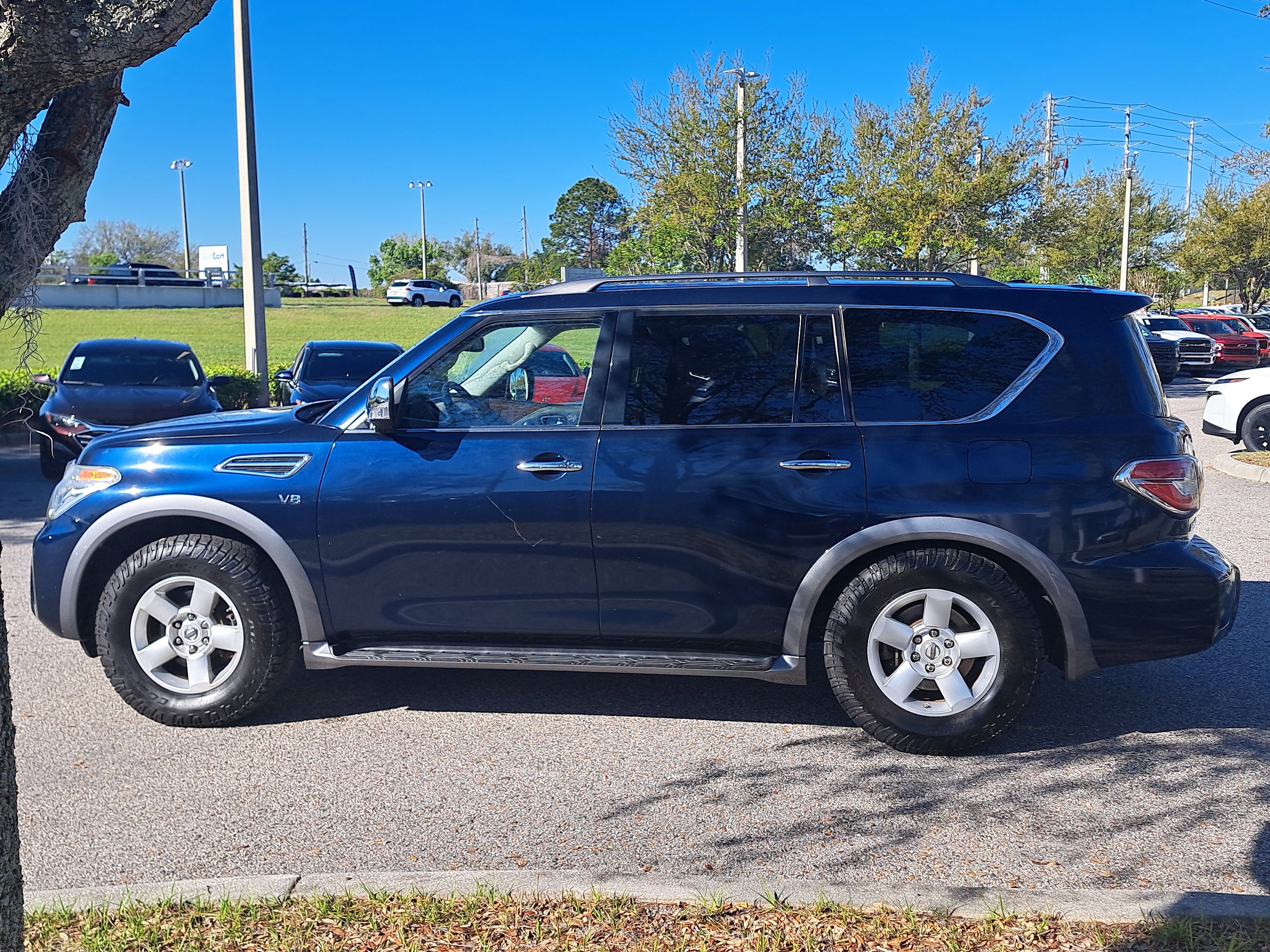 Used 2018 Nissan Armada SL w/ Moonroof Package RWD image 8