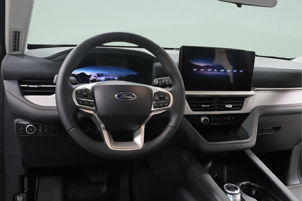 New 2026 Ford Explorer Active w/ Active Comfort Package AWD/4WD image 9