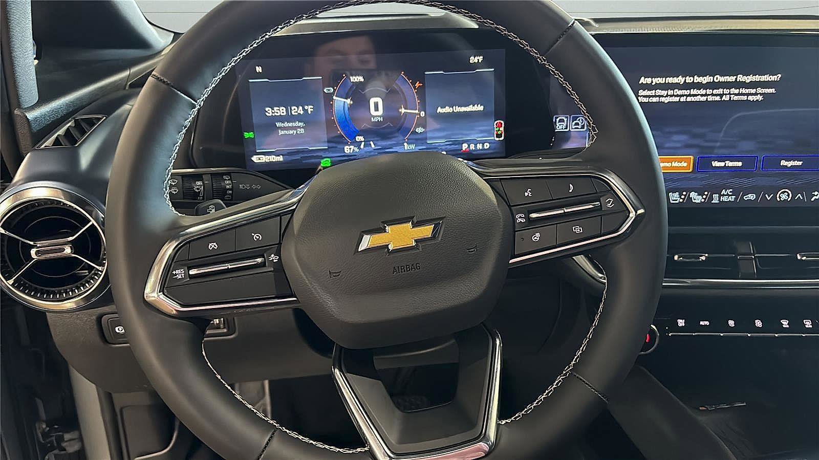 New 2026 Chevrolet Equinox EV LT image 12