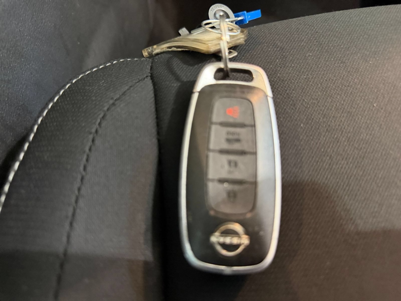 Used 2025 Nissan Sentra SV FWD image 17