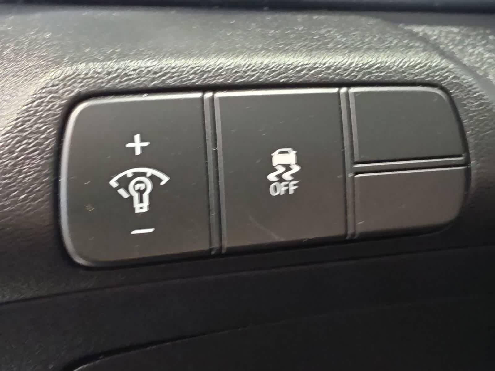 Used 2024 Hyundai Elantra SEL FWD image 18