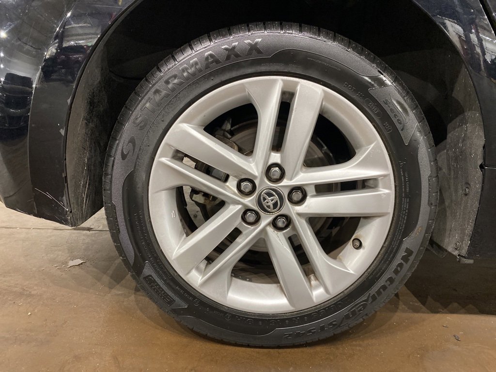 Used 2022 Toyota Corolla SE image 16