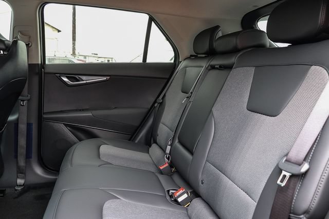 New 2026 Kia Niro Wind FWD image 34