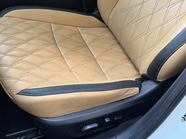 Used 2025 Nissan Sentra SV w/ SV Premium Package FWD image 31