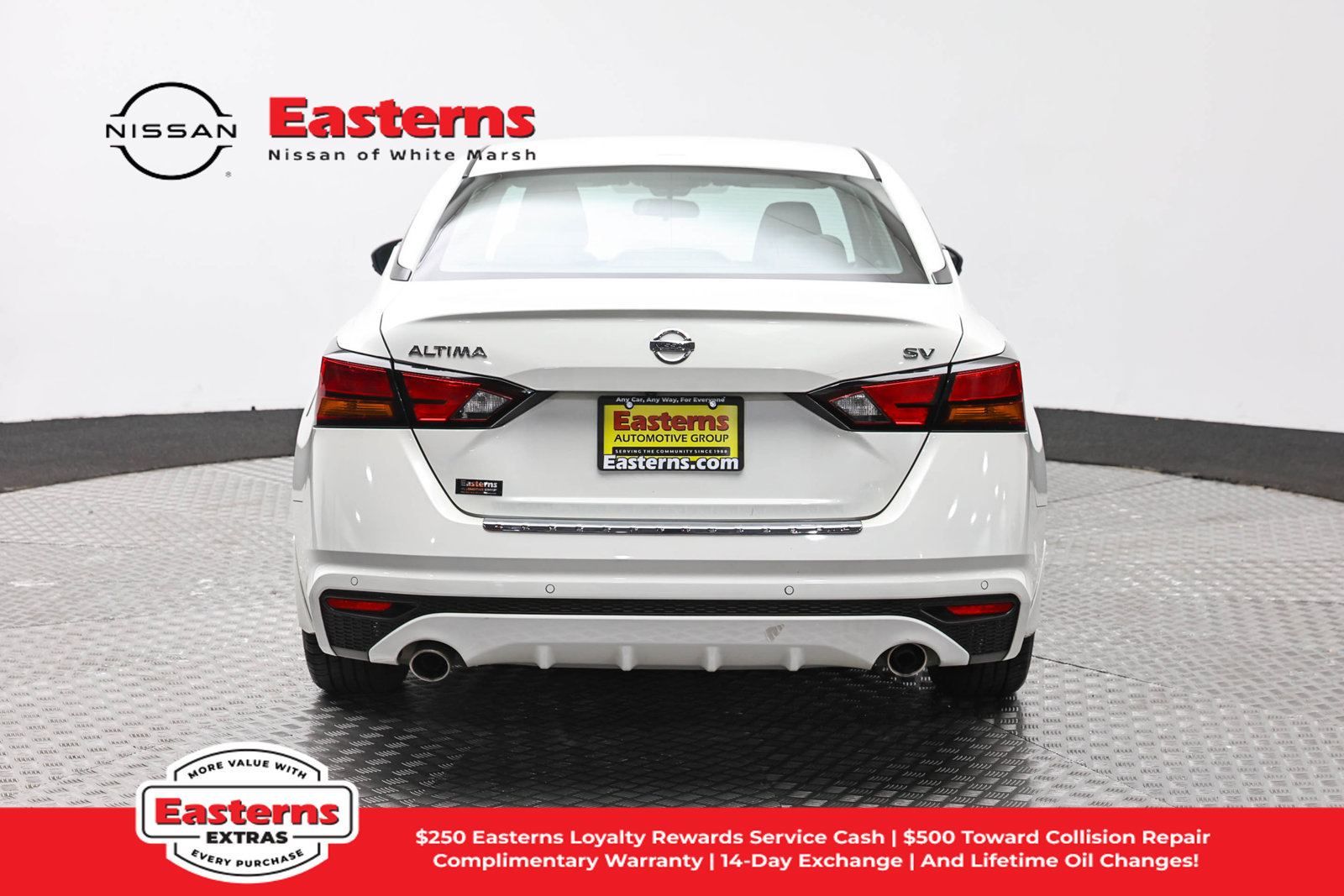 Used 2022 Nissan Altima 2.5 SV w/ SV Premium Package FWD image 6
