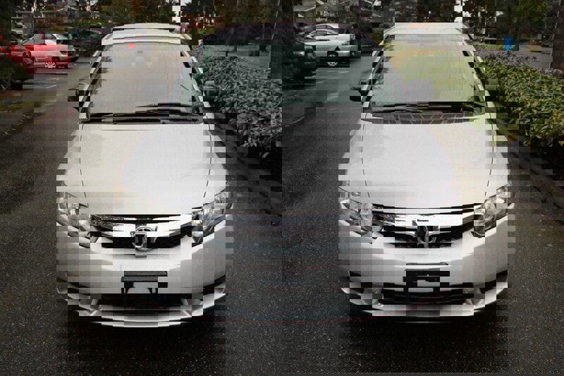 Used 2011 Honda Civic DX-VP image 9