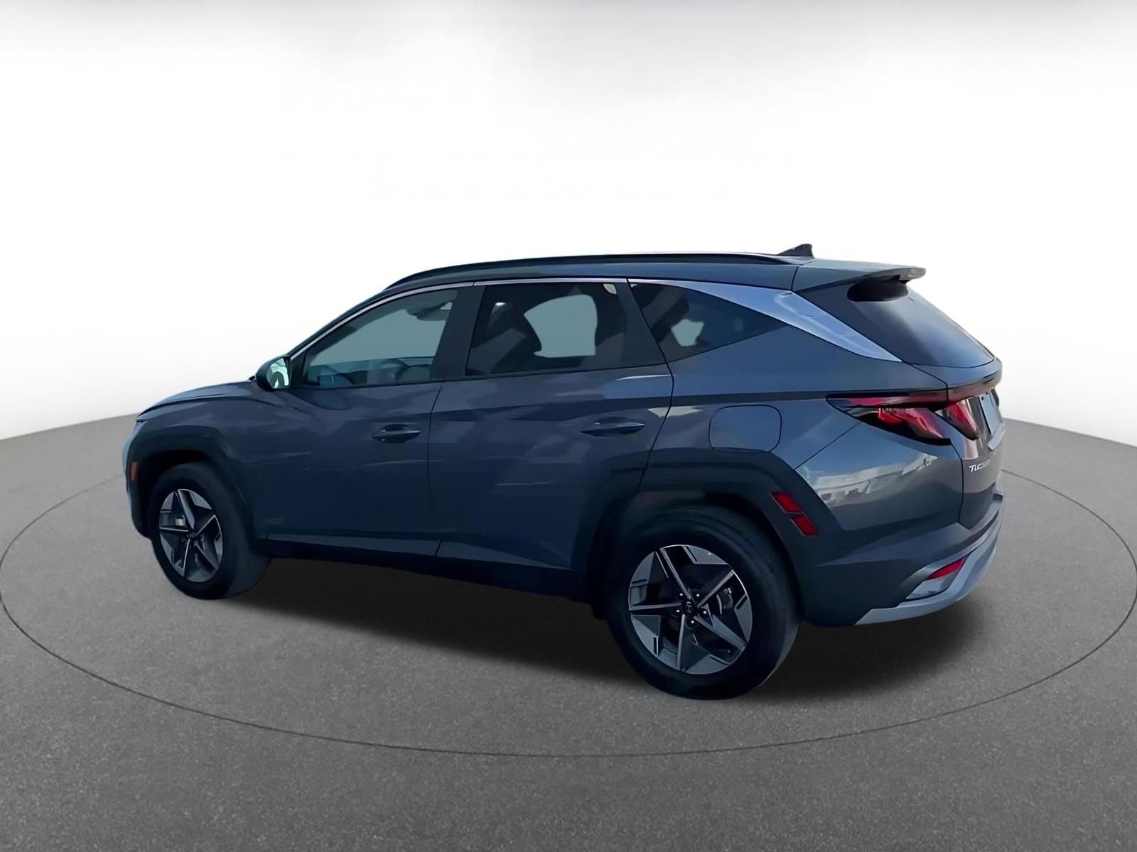 Used 2025 Hyundai Tucson SEL AWD/4WD image 10