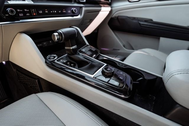 Used 2023 Kia Sportage EX image 21