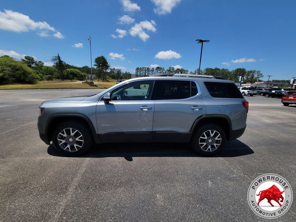 Used 2023 GMC Acadia SLT FWD image 3