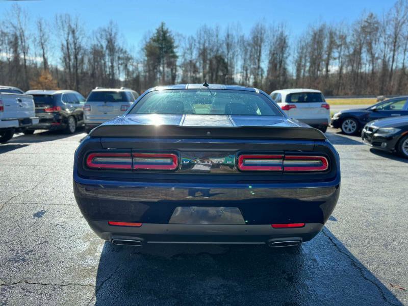 Used 2017 Dodge Challenger SXT Plus image 6