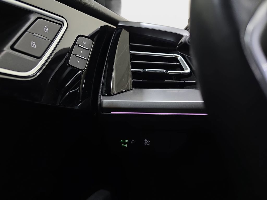 Used 2024 Audi Q4 e-tron Prestige w/ Black Optic Package image 29