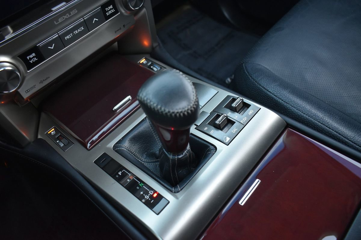 Used 2014 Lexus GX 460 w/ Premium Package image 37