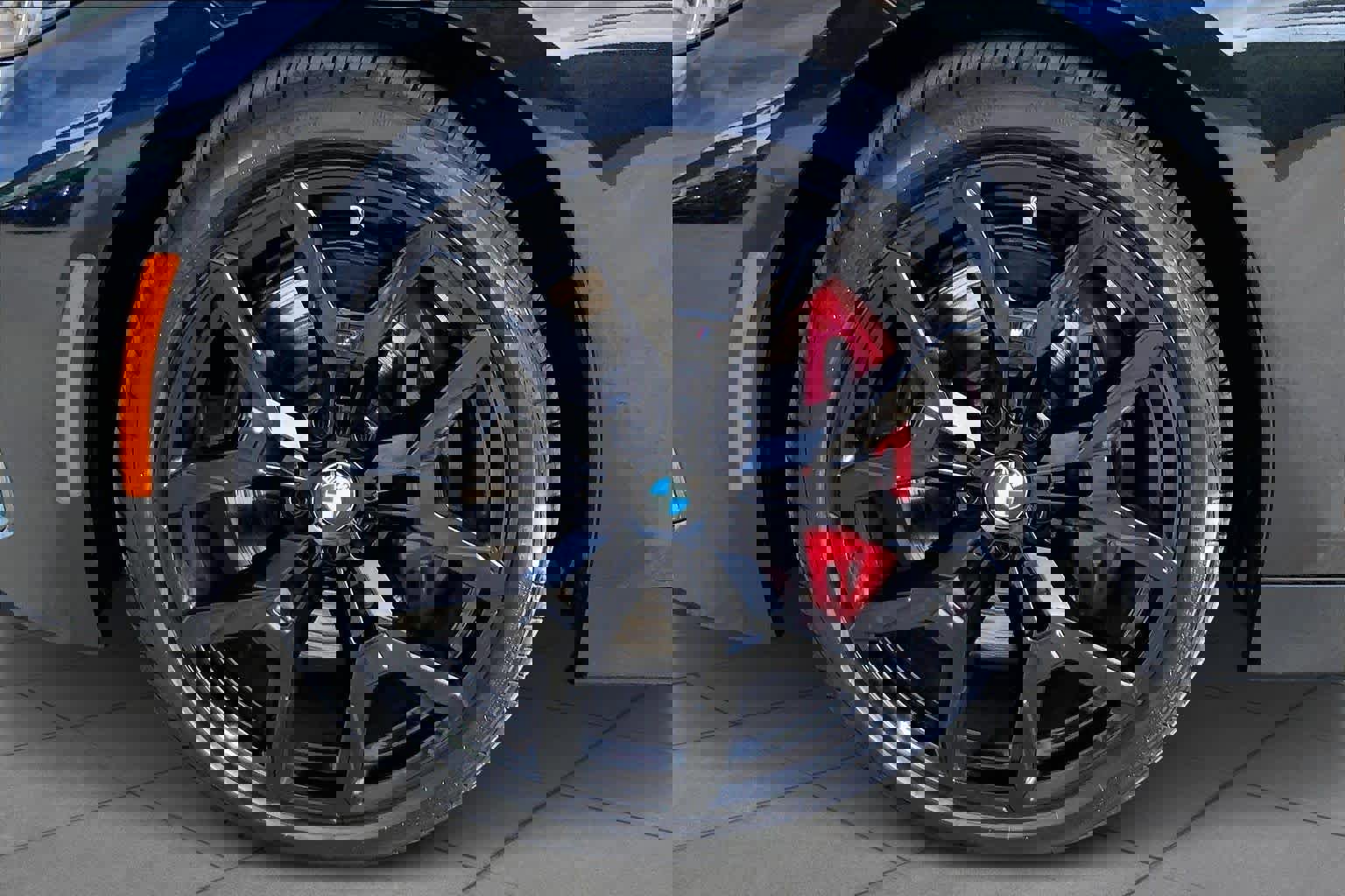 Used 2025 BMW M340i xDrive w/ Premium Package image 12