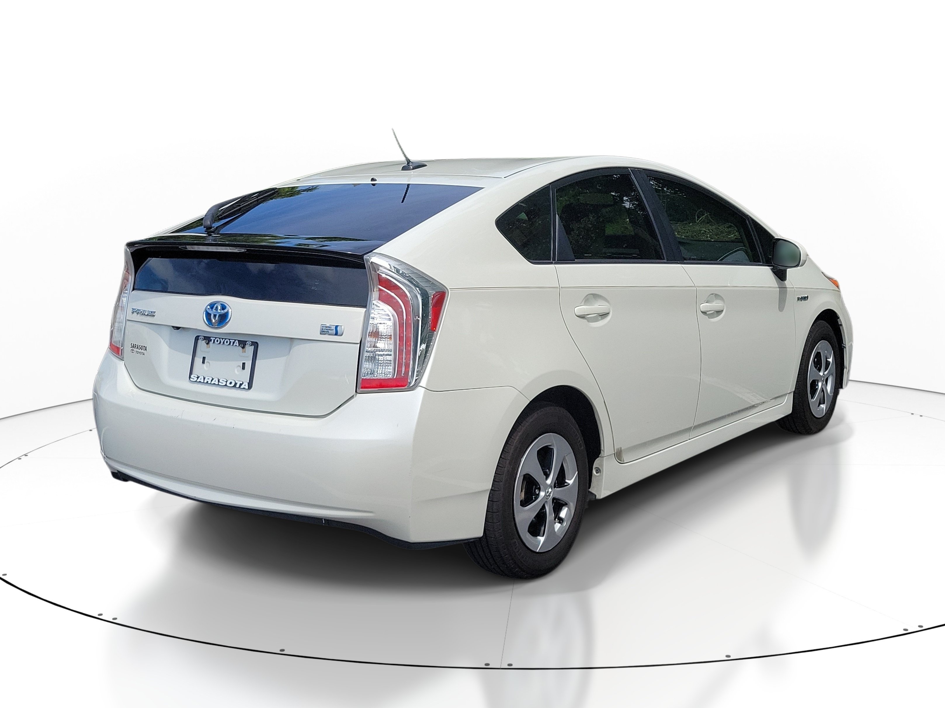 Used 2015 Toyota Prius Four FWD image 6