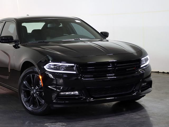 Used 2023 Dodge Charger SXT w/ Blacktop Package image 6