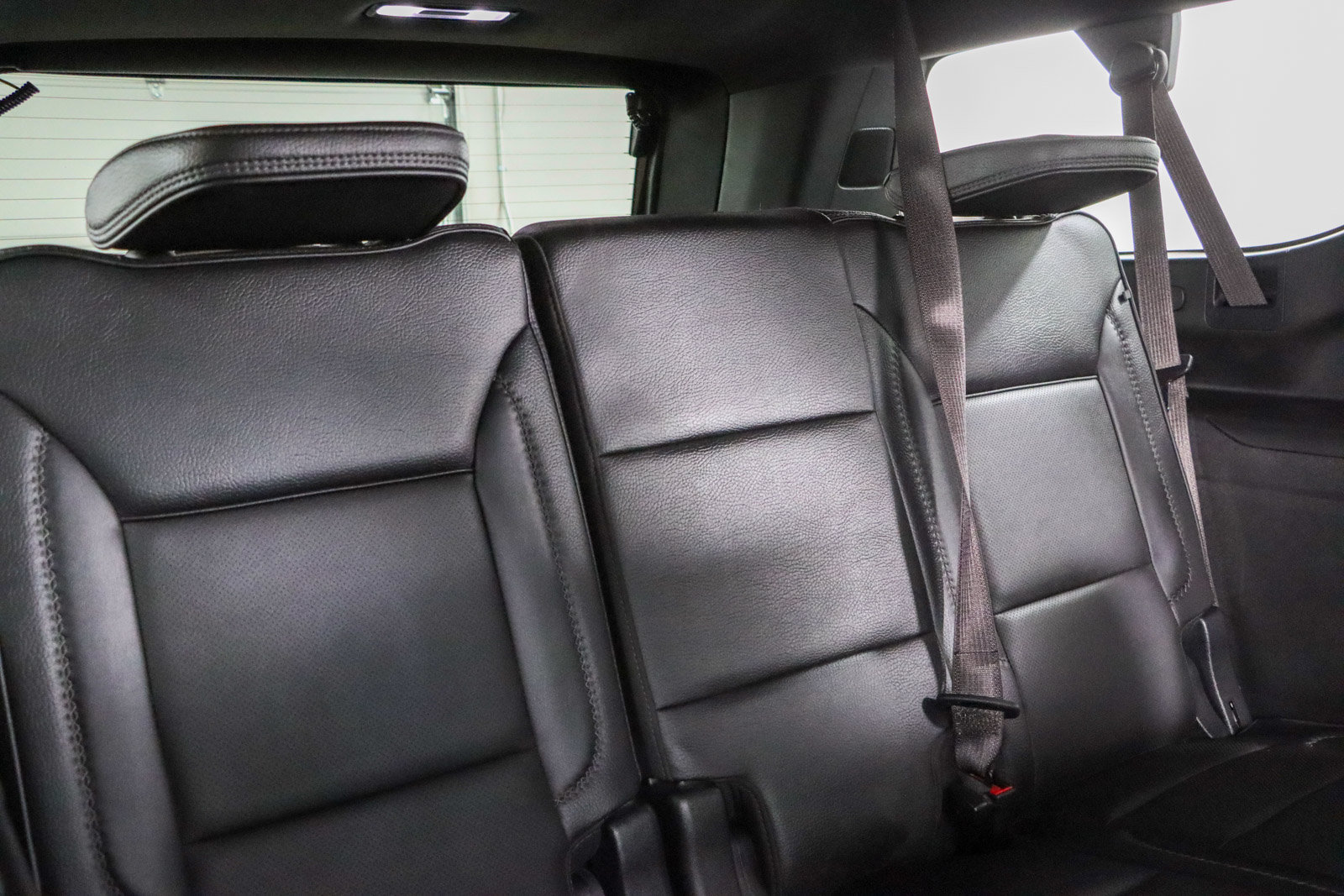 Used 2023 GMC Yukon XL Denali AWD/4WD image 33