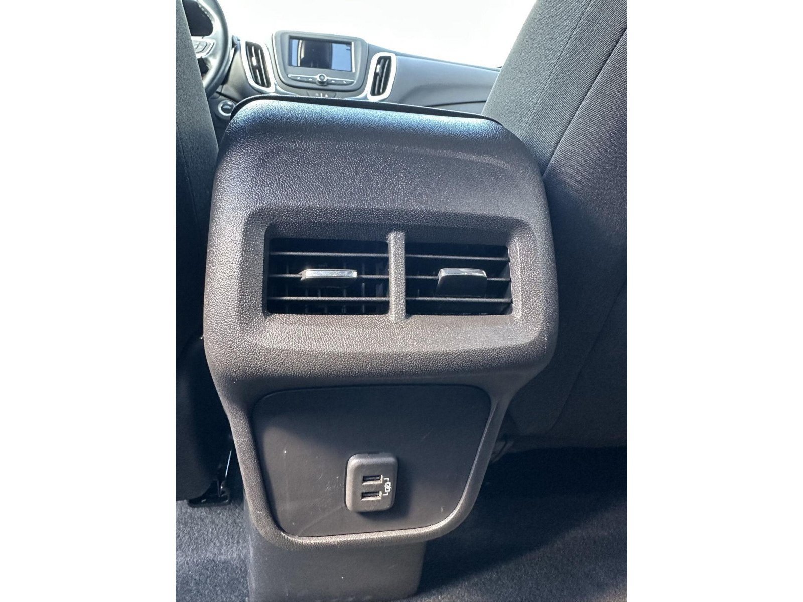 Certified 2024 Chevrolet Equinox LT FWD image 24