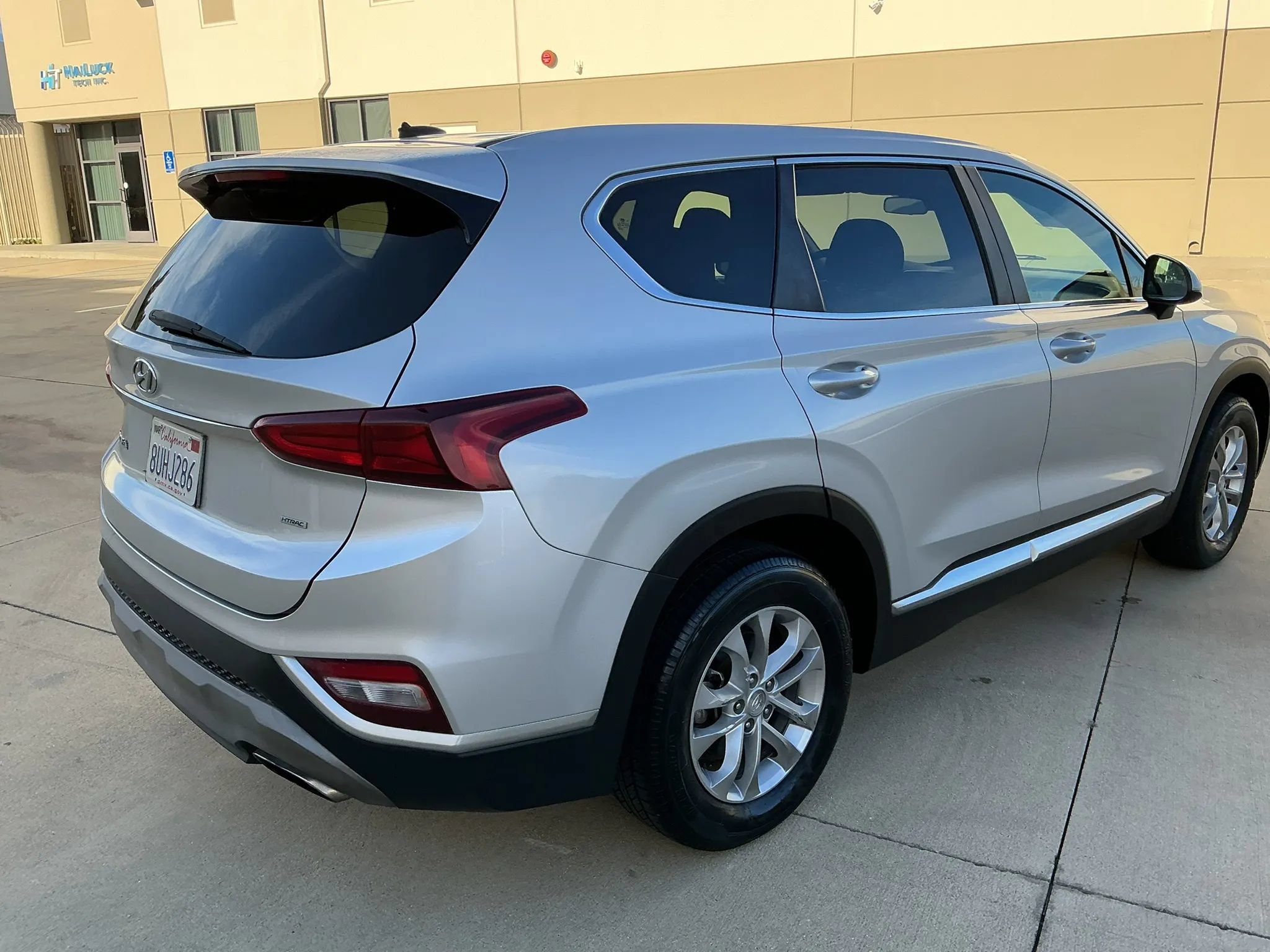 Used 2019 Hyundai Santa Fe SE AWD/4WD image 5