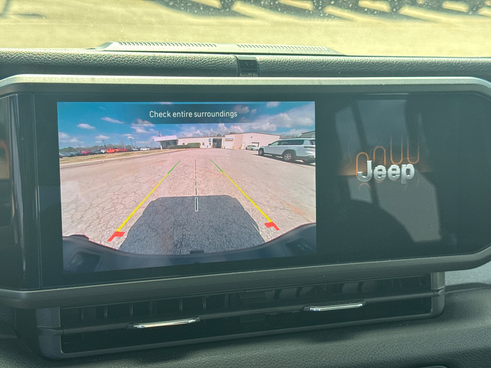 Used 2024 Jeep Gladiator Sport image 26