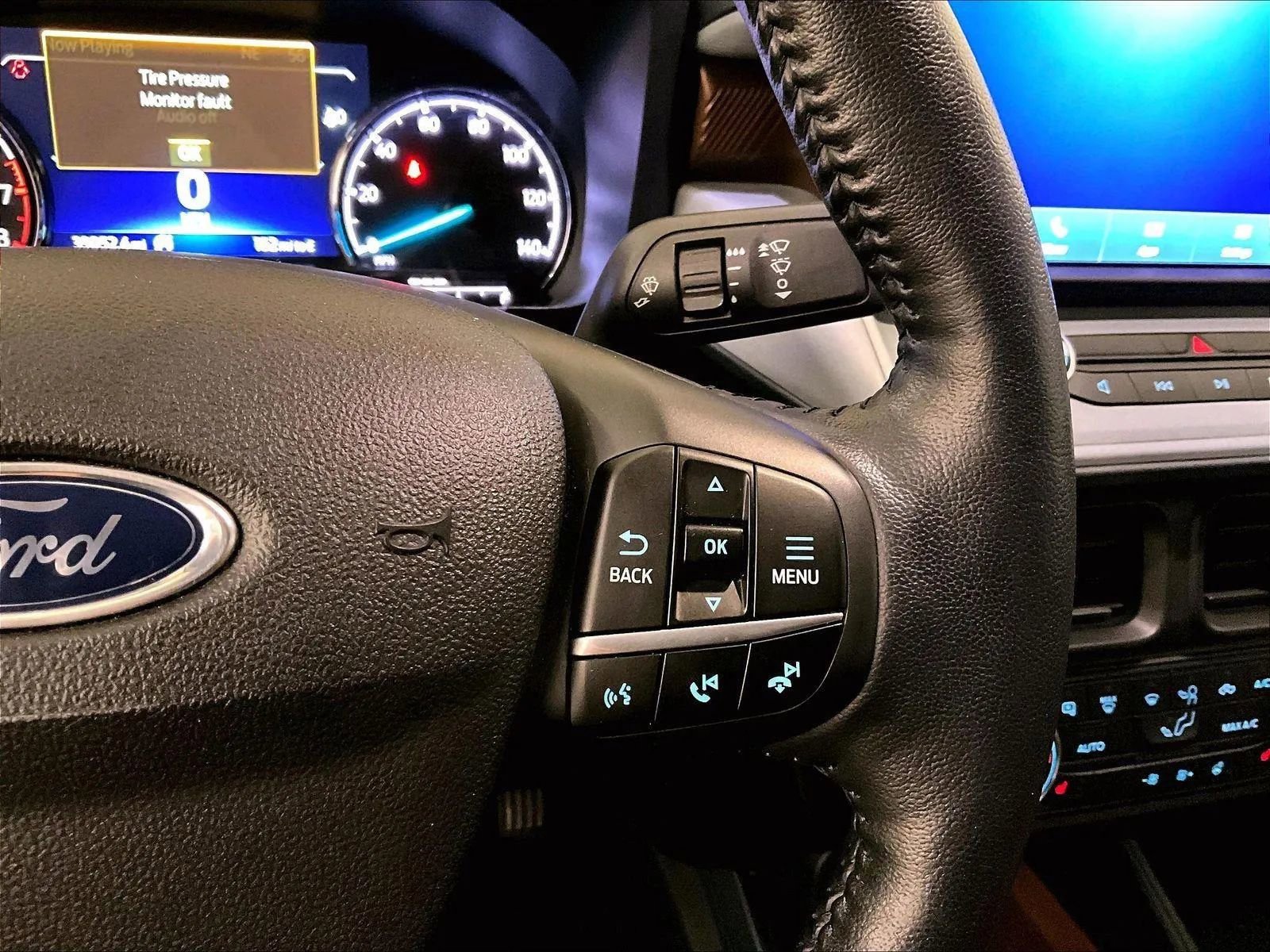 Used 2022 Ford Maverick Lariat w/ Lariat Luxury Package AWD/4WD image 18