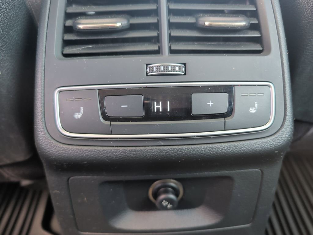 Used 2017 Audi A4 2.0T Premium Plus w/ Premium Plus Package image 21