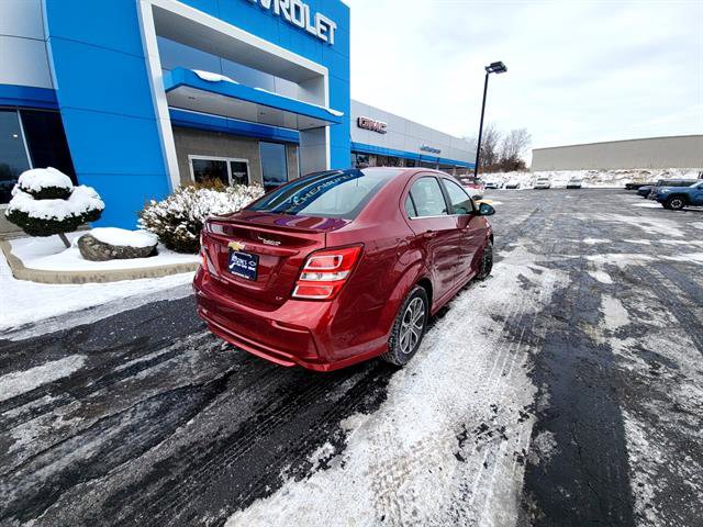 Used 2017 Chevrolet Sonic LT w/ Convenience Package image 5