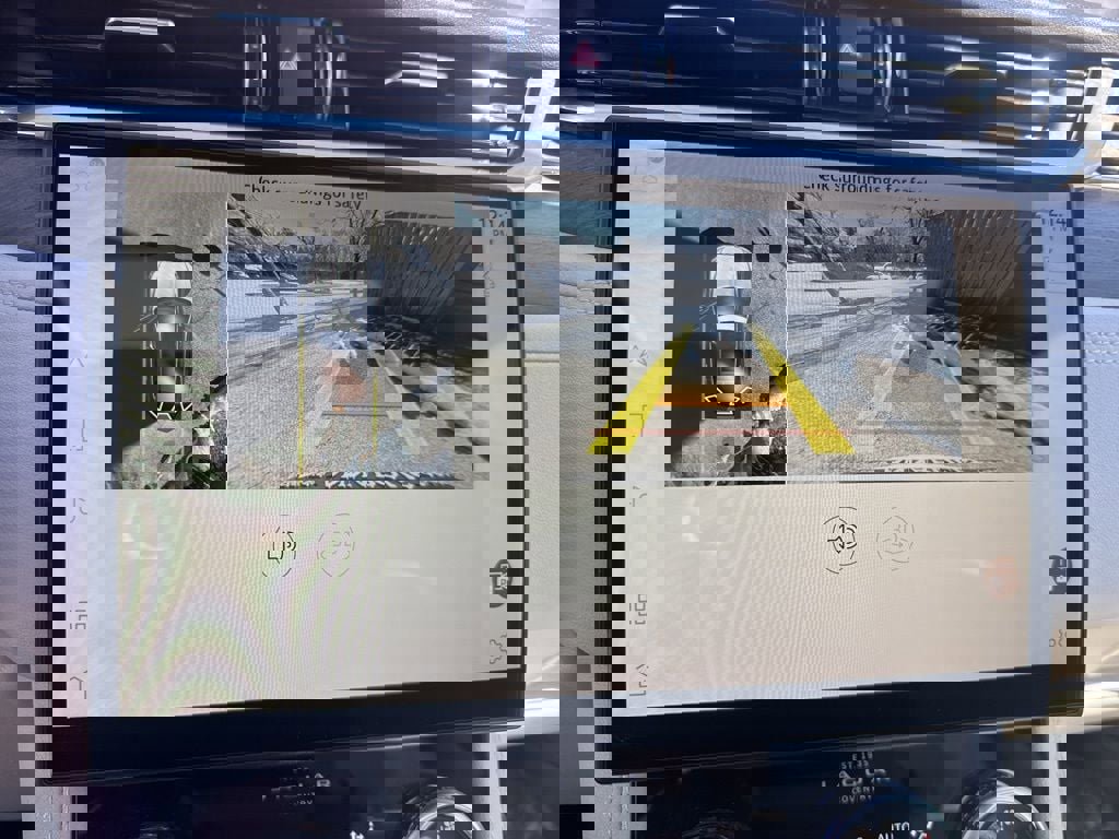 Used 2021 Jaguar F-PACE S image 20