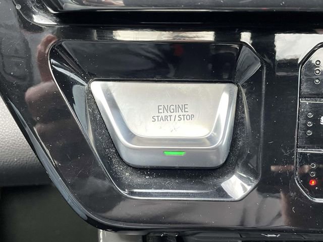 Used 2022 GMC Sierra 1500 AT4X image 26