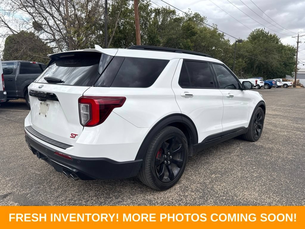 Used 2024 Ford Explorer ST w/ Equipment Group 401A AWD/4WD image 2