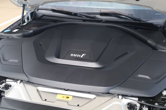Used 2023 BMW i4 eDrive40 w/ M Sport Package RWD image 8