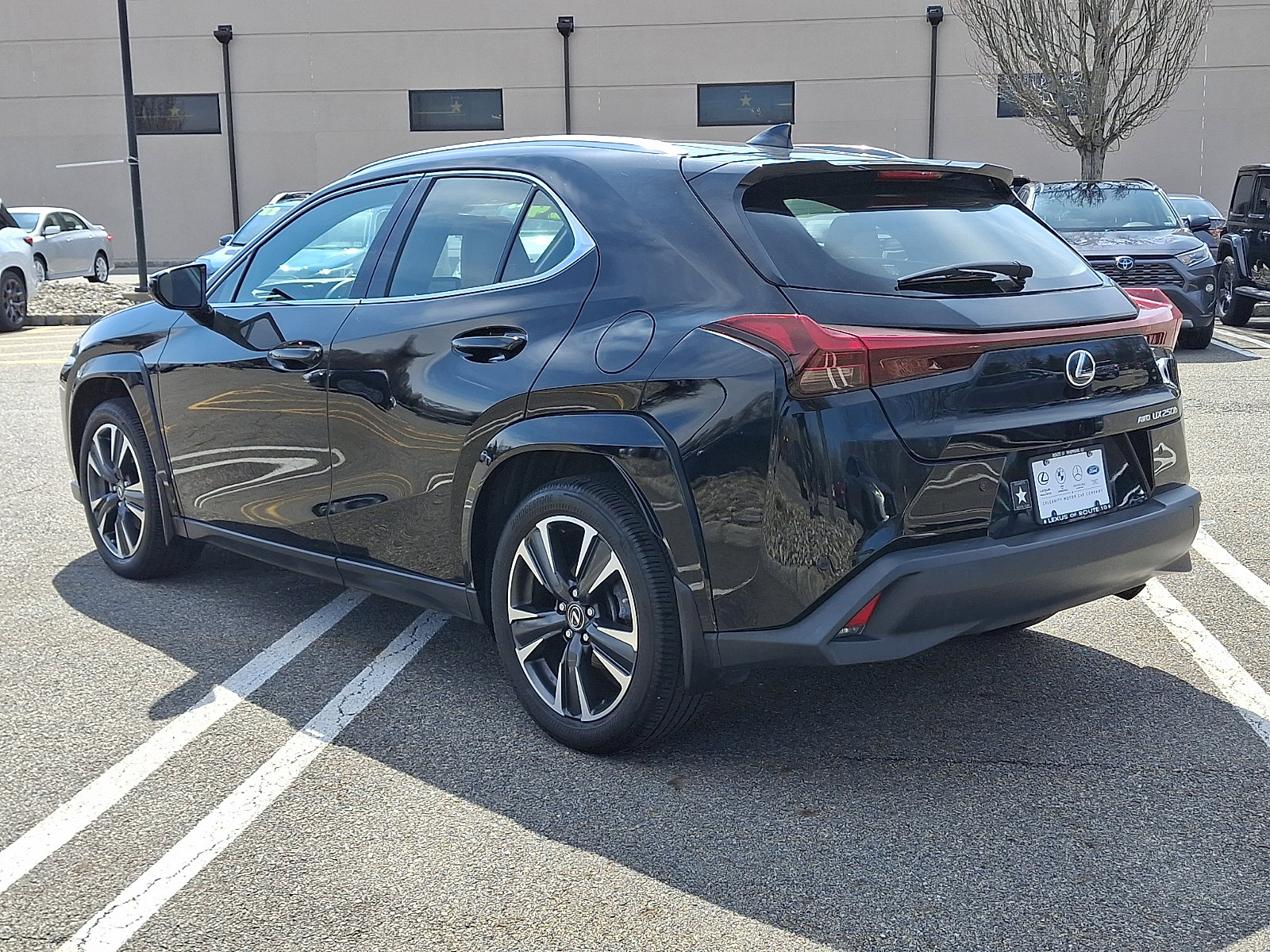 Used 2024 Lexus UX 250h AWD w/ Premium Package image 4