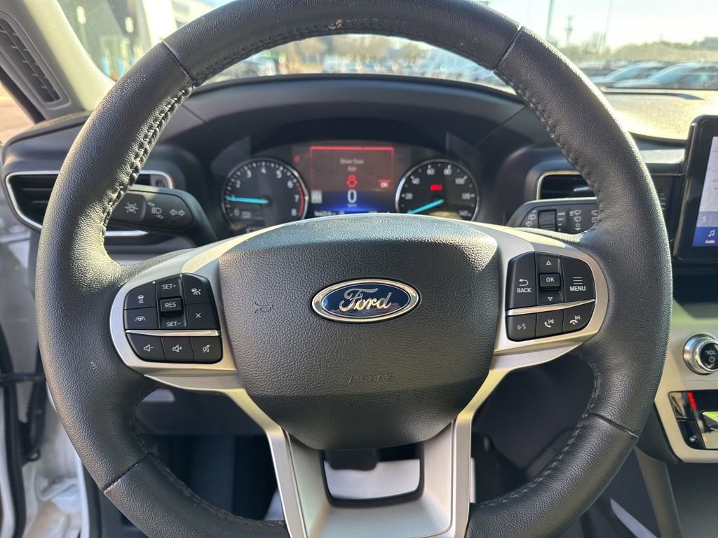 Used 2024 Ford Explorer XLT w/ Equipment Group 202A image 16