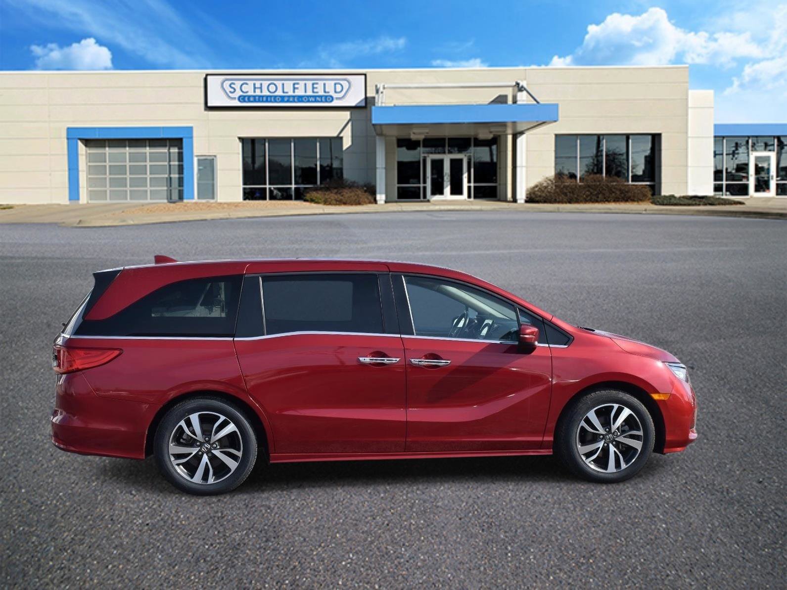 Used 2023 Honda Odyssey Touring image 2