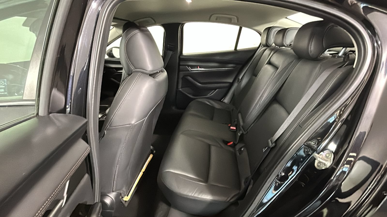 Used 2024 MAZDA MAZDA3 s FWD image 31