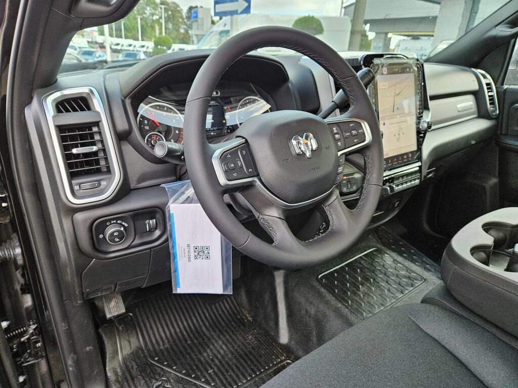 New 2025 RAM 5500 Tradesman image 18