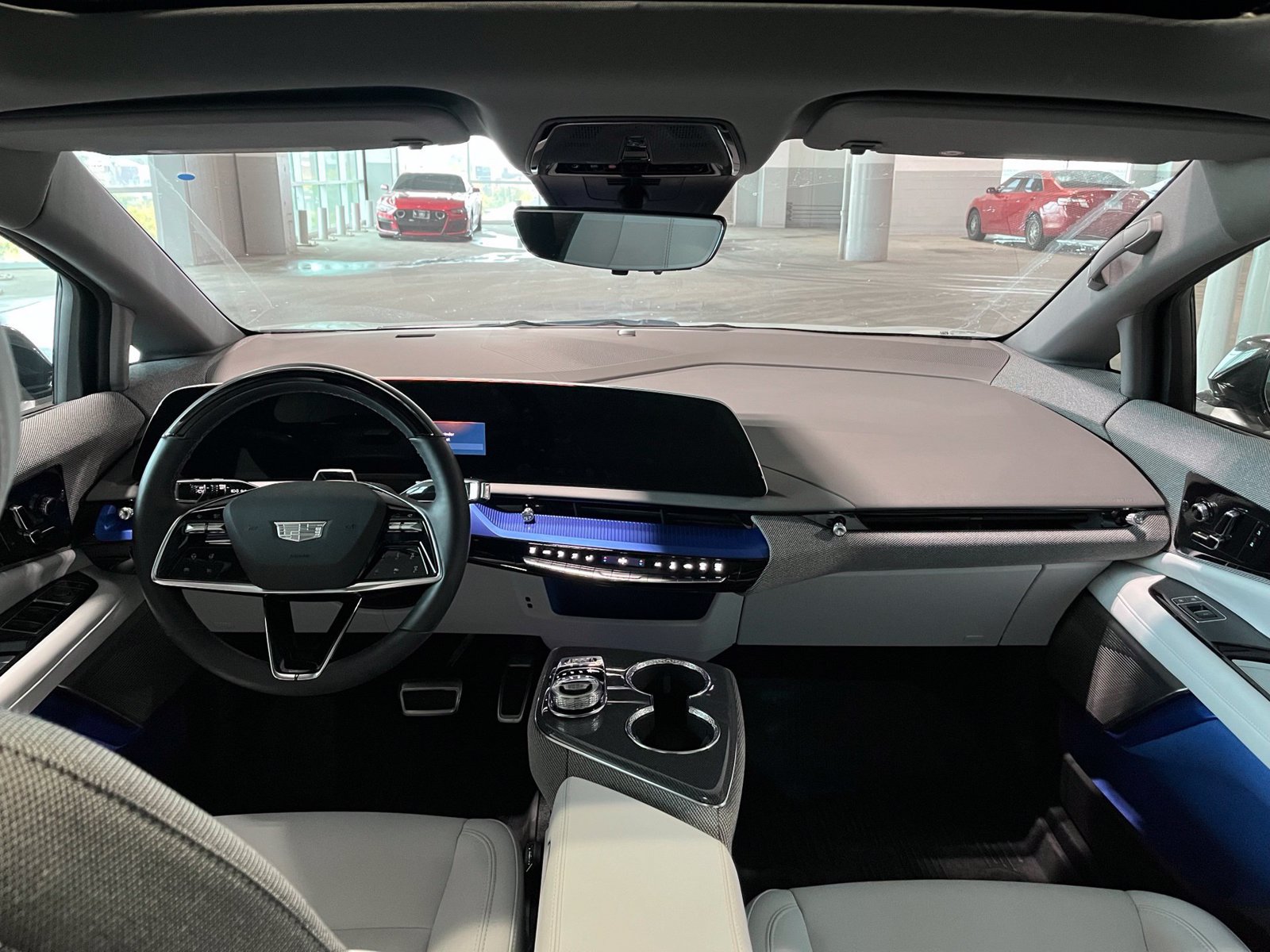 Used 2025 Cadillac Optiq Luxury 1 AWD/4WD image 41