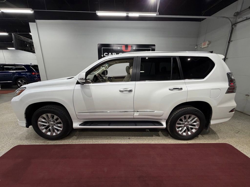 Used 2015 Lexus GX 460 w/ Premium Package image 16