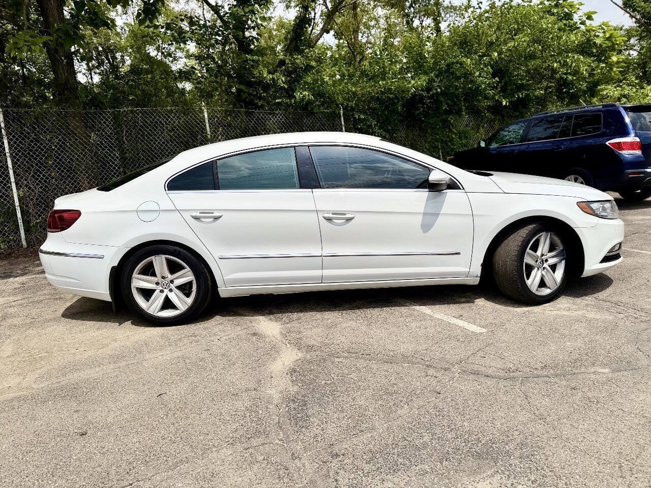 Used 2015 Volkswagen CC Sport FWD image 2