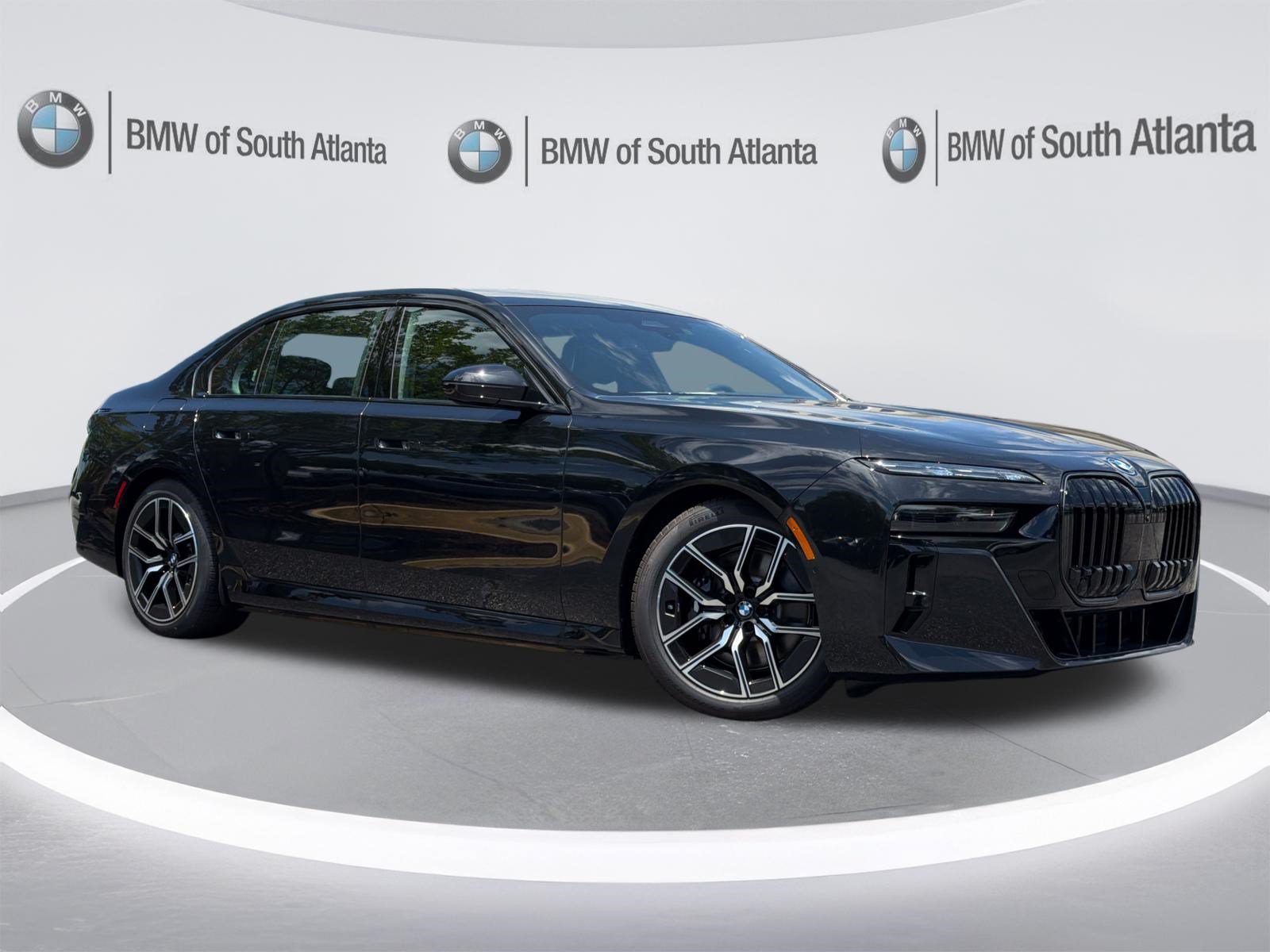 New 2026 BMW i7 xDrive60 w/ Executive Package AWD/4WD video 2