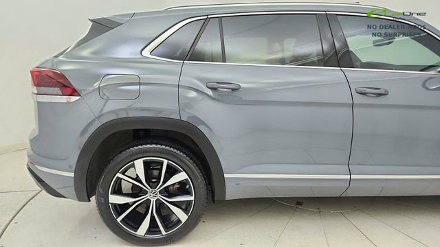 Used 2026 Volkswagen Atlas Cross Sport SEL Premium R-Line AWD/4WD image 12