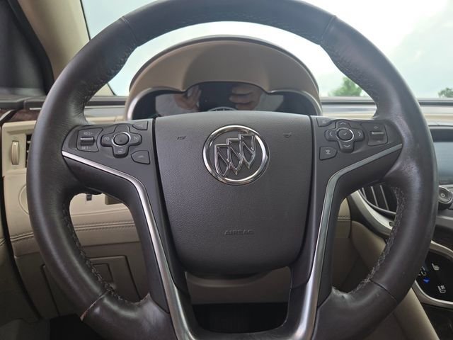 Used 2016 Buick LaCrosse Premium FWD image 32
