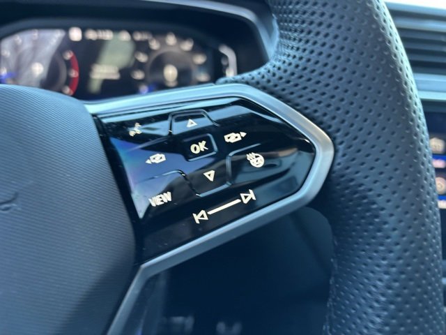 Used 2022 Volkswagen Tiguan SEL R-Line image 16