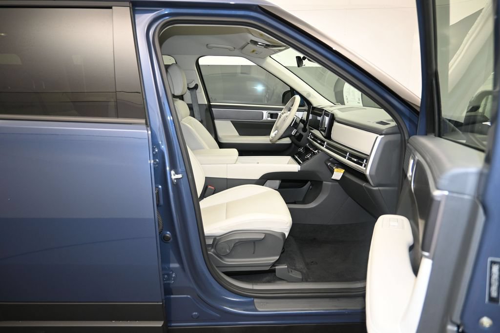 Used 2026 Hyundai Santa Fe SEL FWD image 28