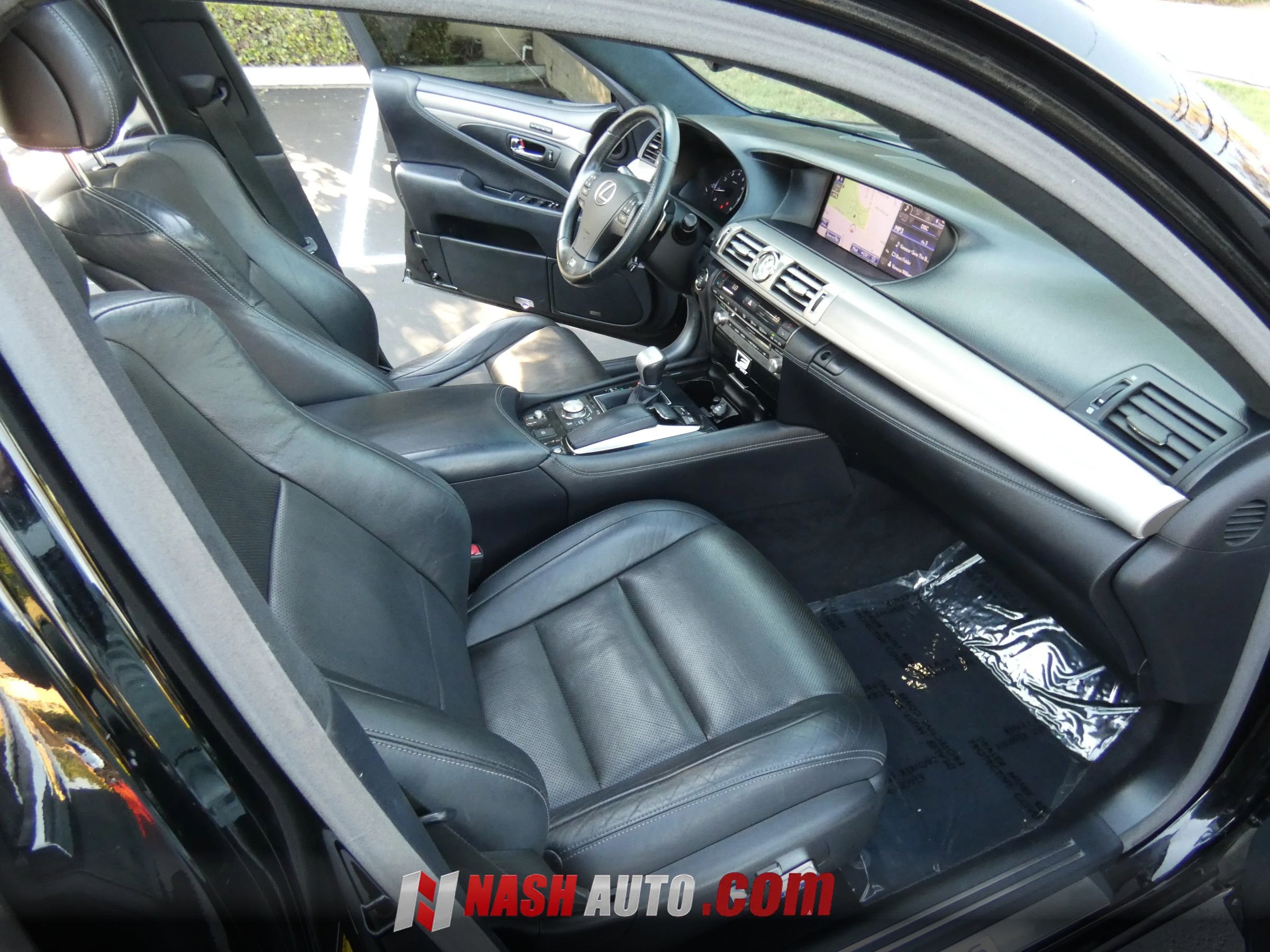 Used 2014 Lexus LS 460 w/ F Sport Package RWD image 31