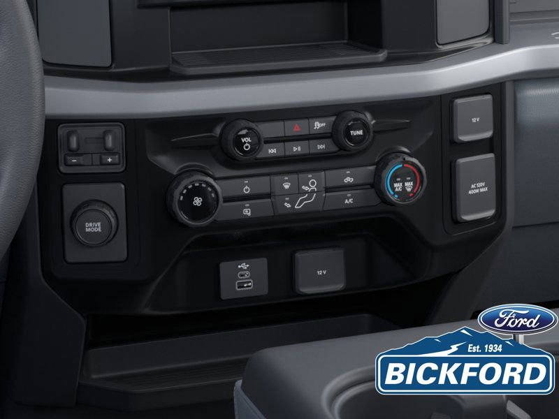 New 2025 Ford F550 2WD Regular Cab Super Duty image 15
